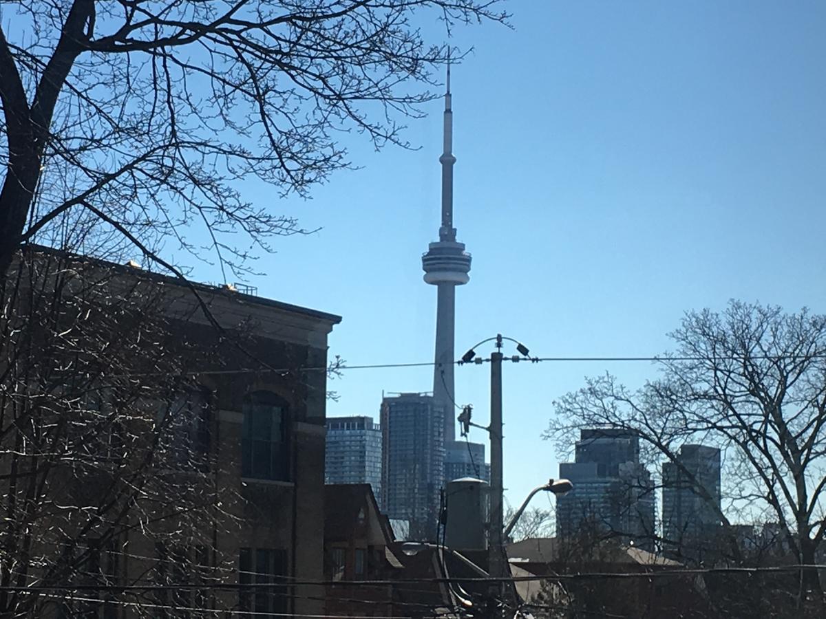Kensington Suites Toronto Exterior photo